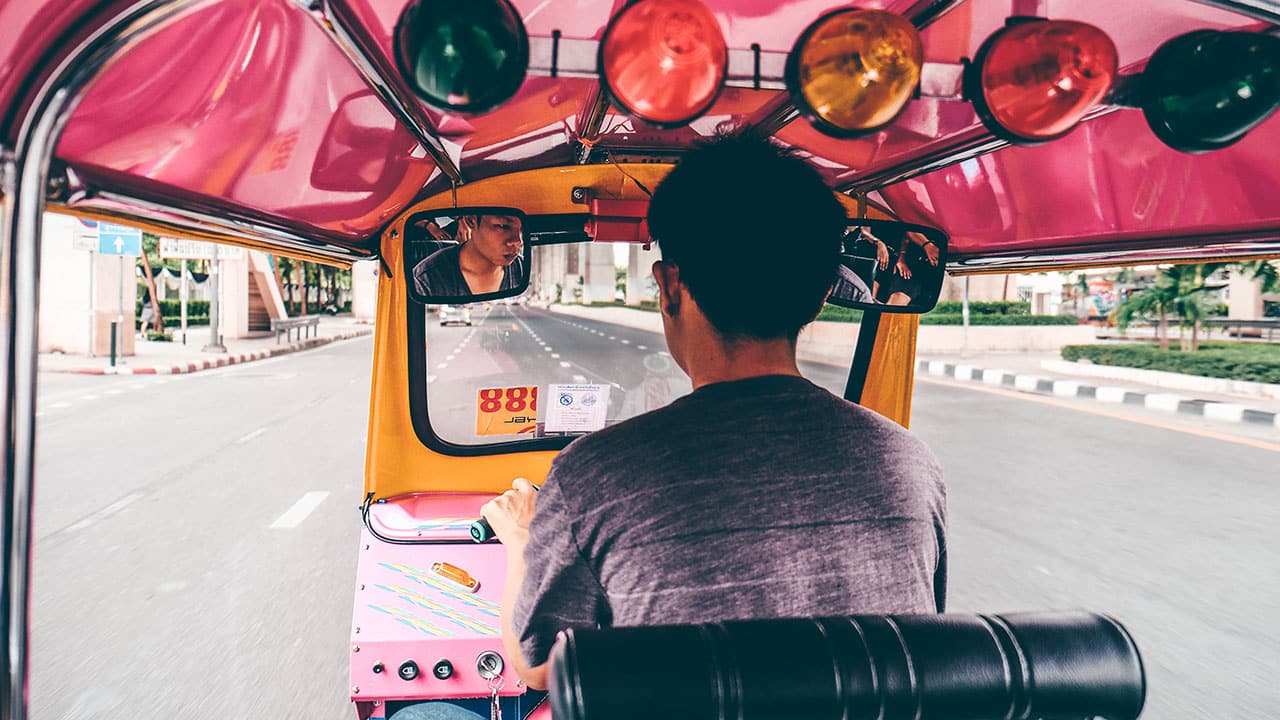 voyage-famille-bangkok-tuk-tuk-4.jpg